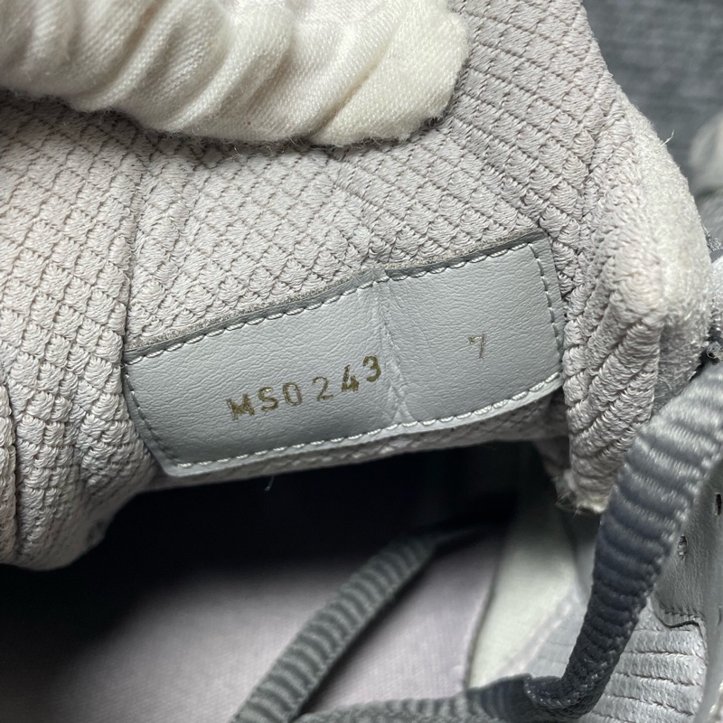 Louis Vuitton 路易威登 灰綠色麂皮運動鞋41碼-5