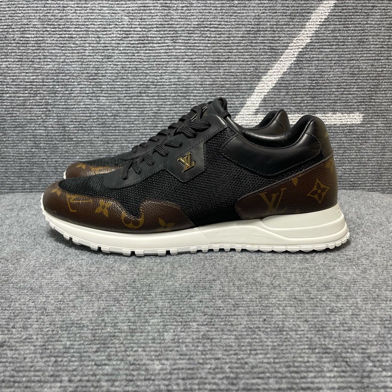 Louis Vuitton 路易威登 黑棕色老花運動鞋41.5碼-0