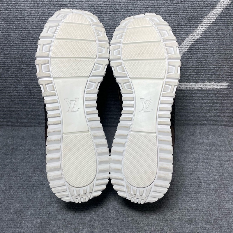 Louis Vuitton 路易威登 黑棕色老花運動鞋41.5碼-5
