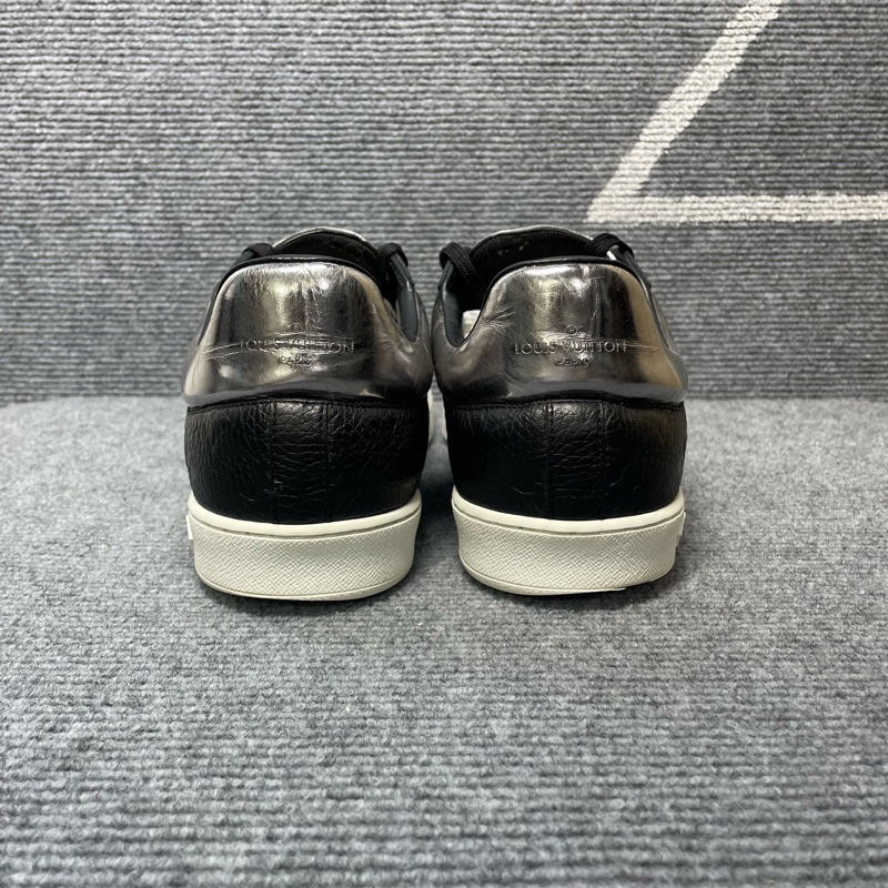 Louis Vuitton 路易威登 黑色老花銀尾板鞋42碼-2