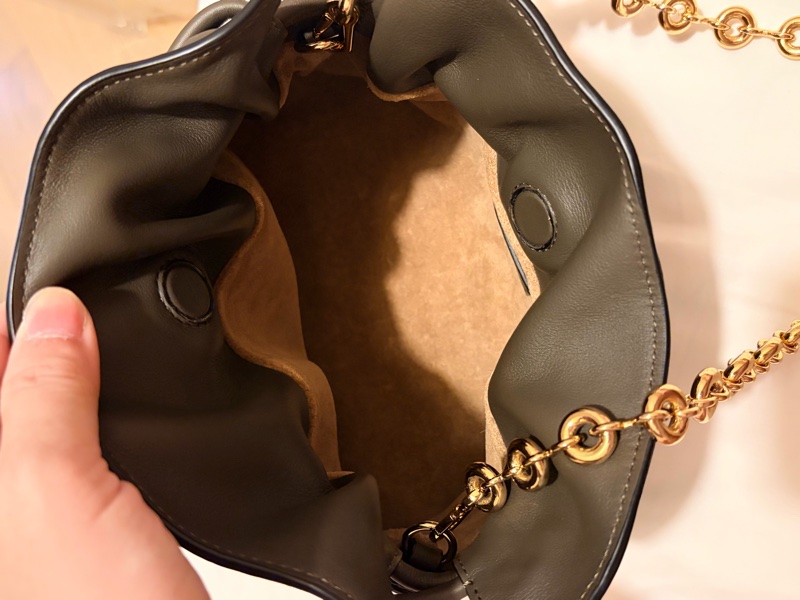 Loewe Mini Flamenco clutch-13