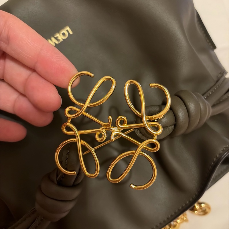 Loewe Mini Flamenco clutch-16