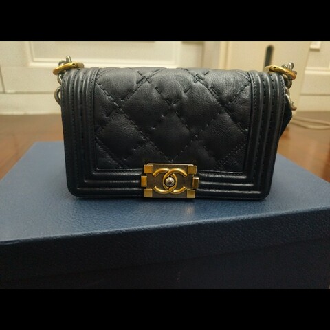 chanel 深藍boy20