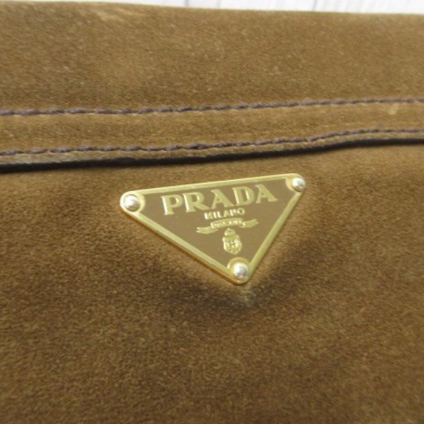 Prada • 稀有金棕色金釦麂皮雙子星腋下包-9