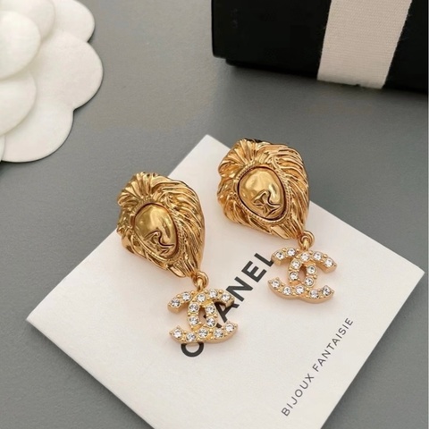Chanel香奈兒耳環 chanel耳釘埃及閃鑽雙C吊墜獅子耳釘