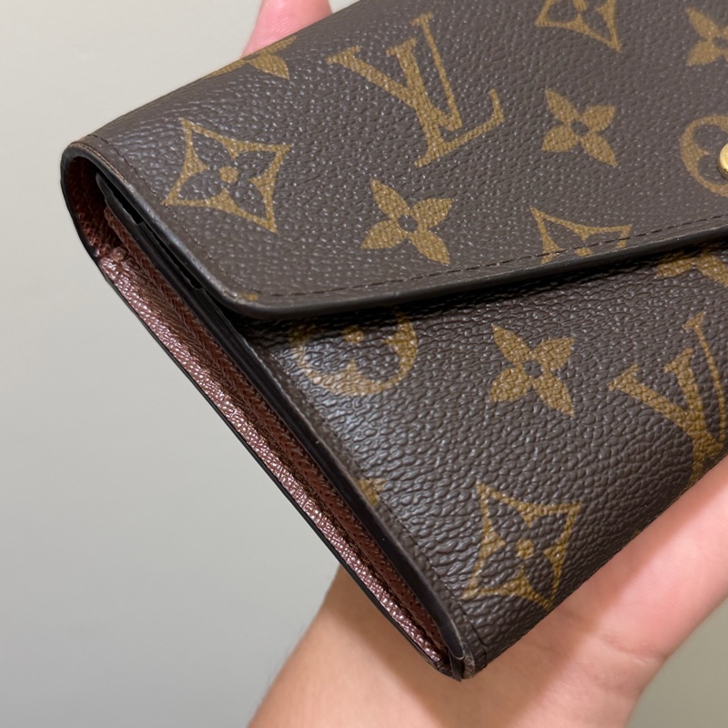LV Sarah 信封式長夾 焦糖咖色-12