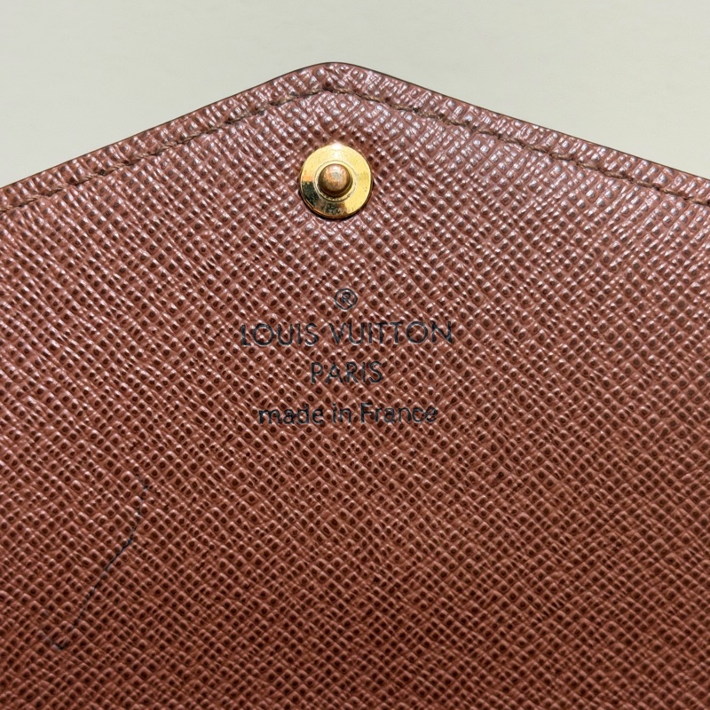 LV Sarah 信封式長夾 焦糖咖色-17