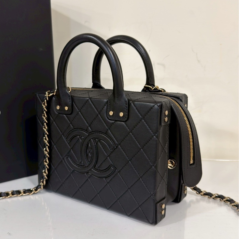 絕美閉眼入🈶購證😍Chanel香奈兒黑金菱格紋vanity case芯片款手提單肩斜挎包-8