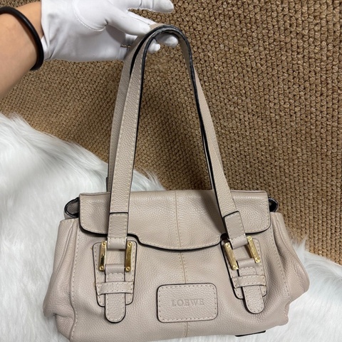 羅意威Loewe 單肩包 底長32cm