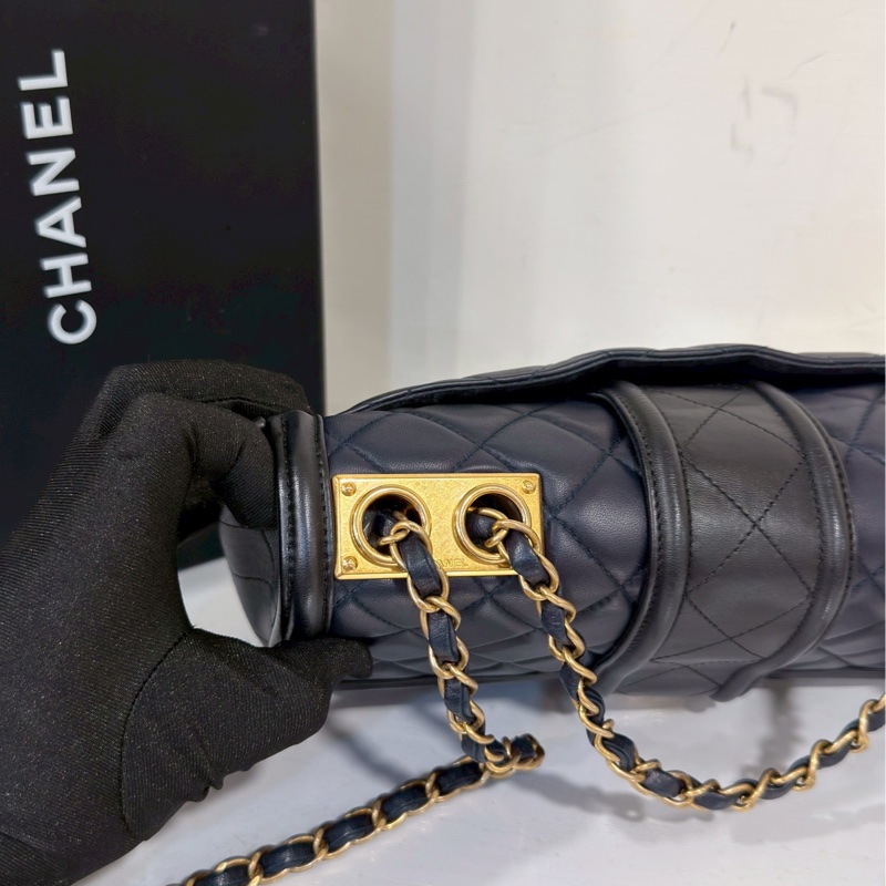 絕美實用款🥹Chanel香奈兒復古黑金拼海軍藍CF雙肩單肩斜挎多用包-12