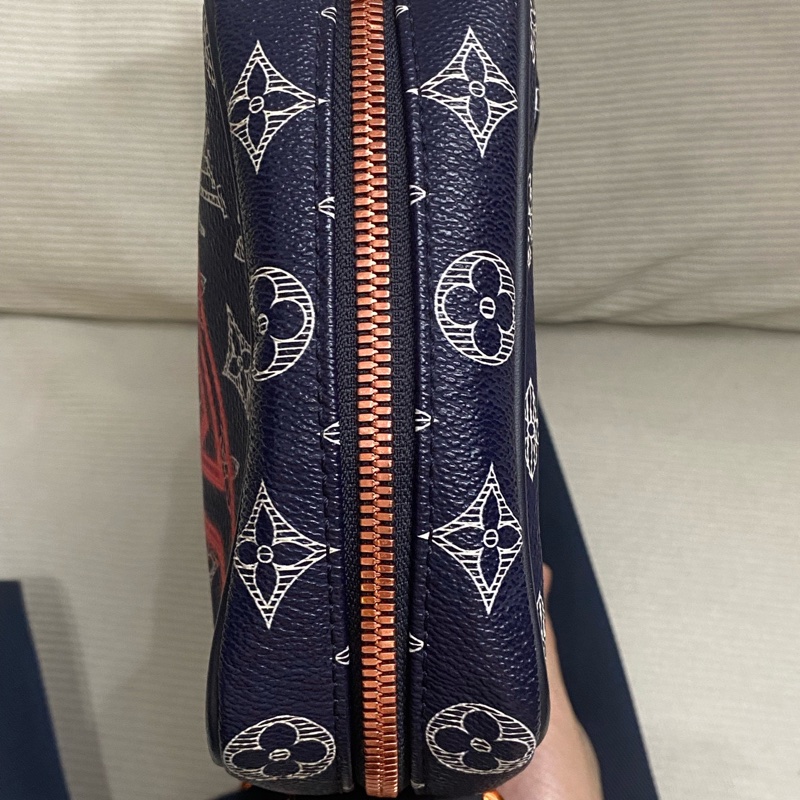Louis Vuitton • 限量反轉老花相機包-5