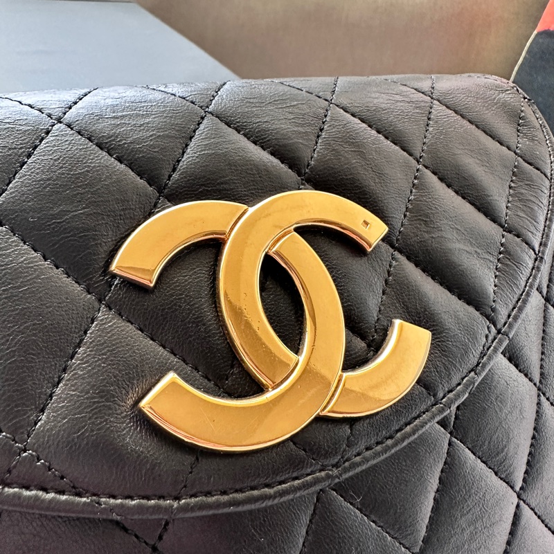 Chanel Vintage Half Moon Diana｜黑金半月胖子🖤✨-1