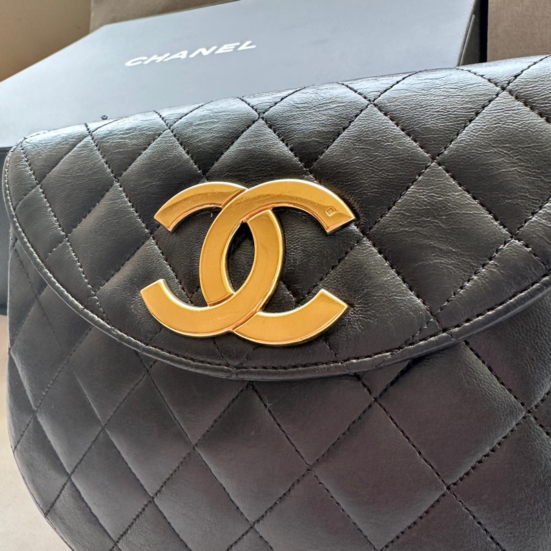 Chanel Vintage Half Moon Diana｜黑金半月胖子🖤✨-3