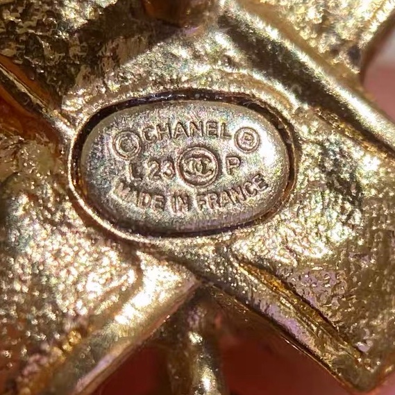 Chanel 香奈兒耳釘23年 有盒-5