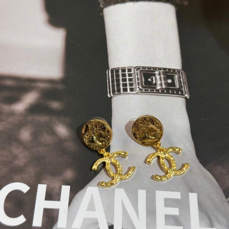 Chanel香奈兒24C金色熔岩雙C吊墜耳釘成色98新-1