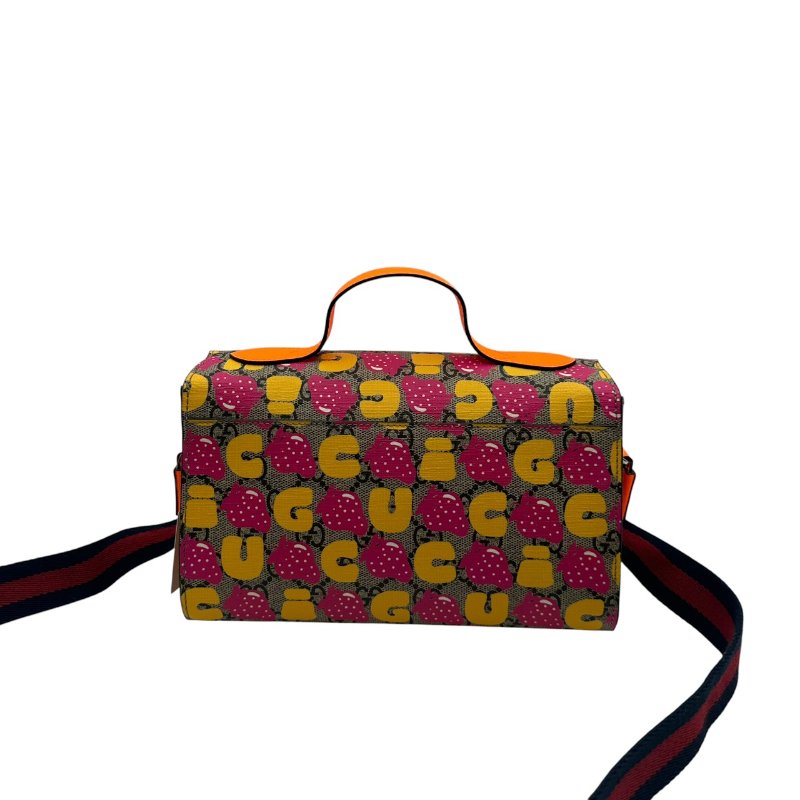 【美收精品】Gucci 草莓側背包 C-562【隔月月中將轉賣至日本 上架期限30天】-1
