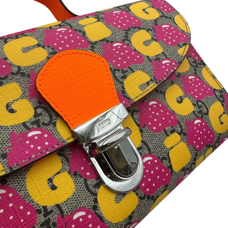 【美收精品】Gucci 草莓側背包 C-562【隔月月中將轉賣至日本 上架期限30天】-4