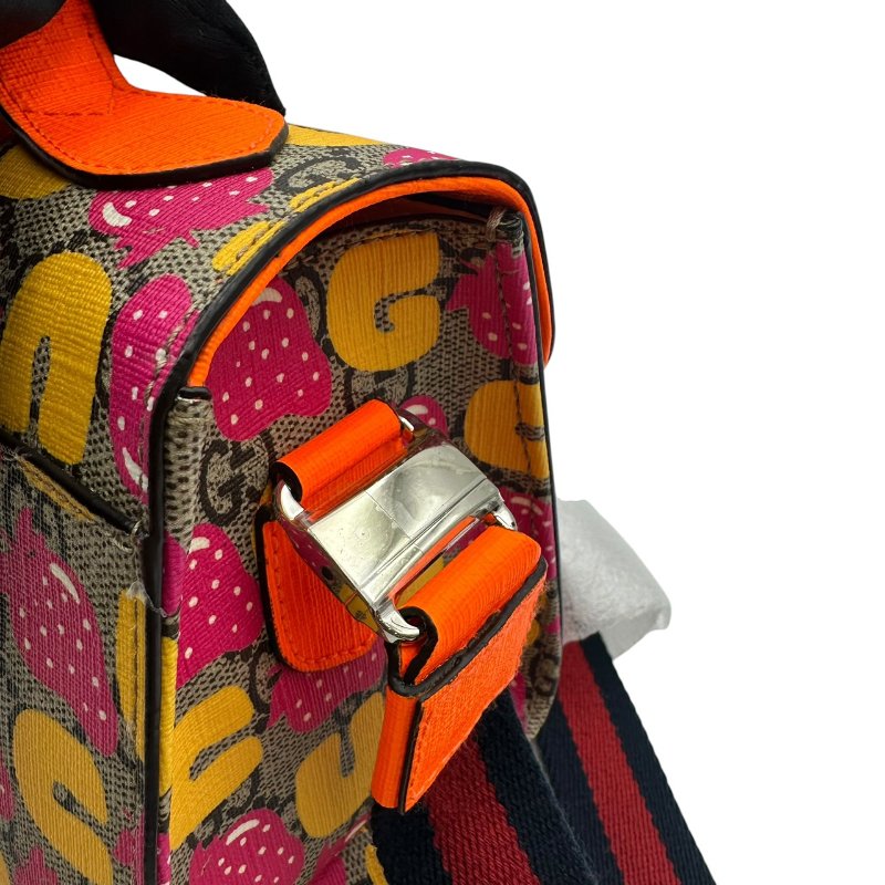 【美收精品】Gucci 草莓側背包 C-562【隔月月中將轉賣至日本 上架期限30天】-5