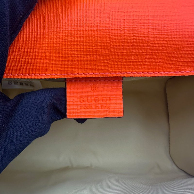 【美收精品】Gucci 草莓側背包 C-562【隔月月中將轉賣至日本 上架期限30天】-10
