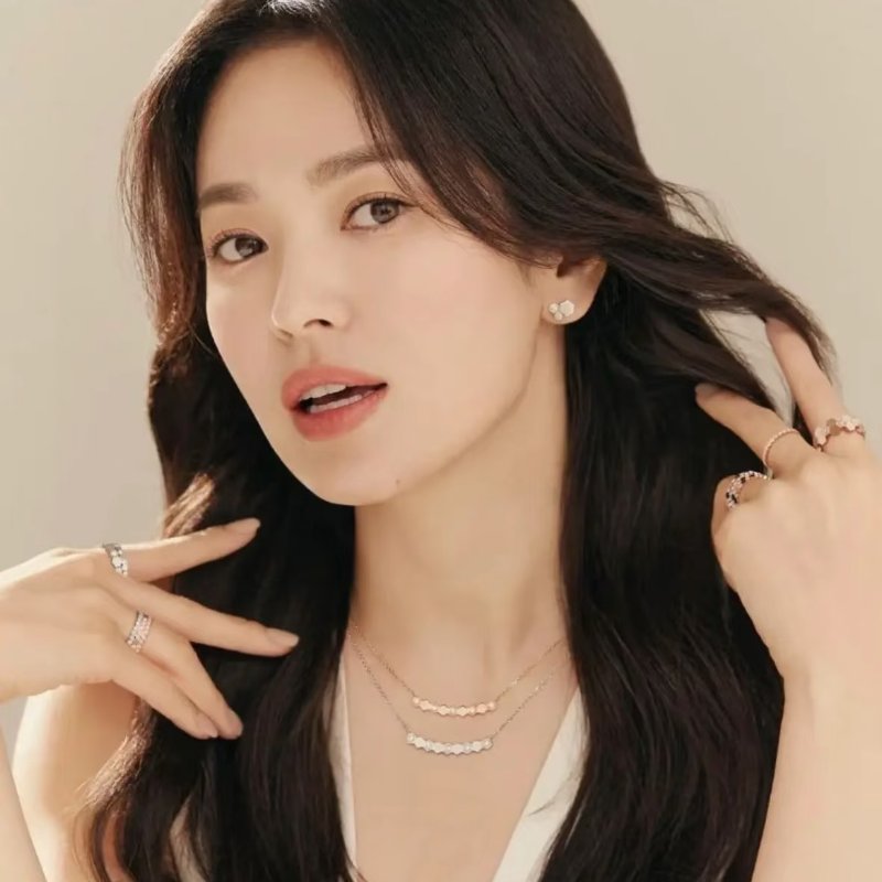 CHAUMET Bee de Chaumet 18K白金鑽石項鍊-1