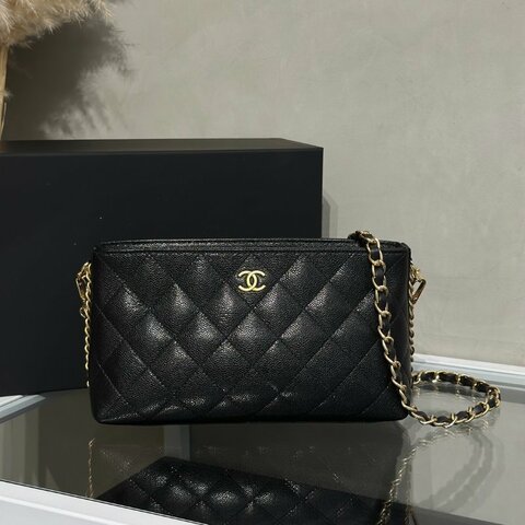 CHANEL 25A粒面牛皮化妝包 - 黑金
