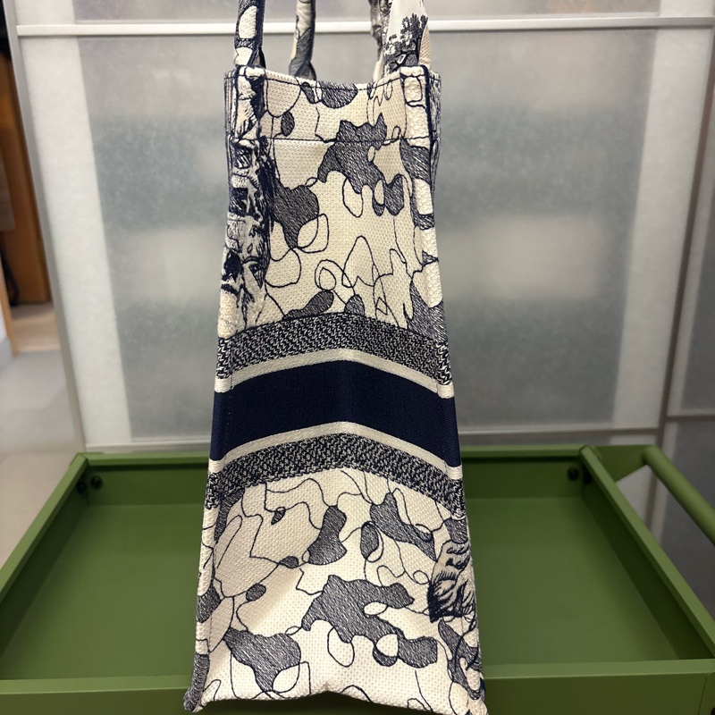 Dior book tote large size 附送matching twilly-3
