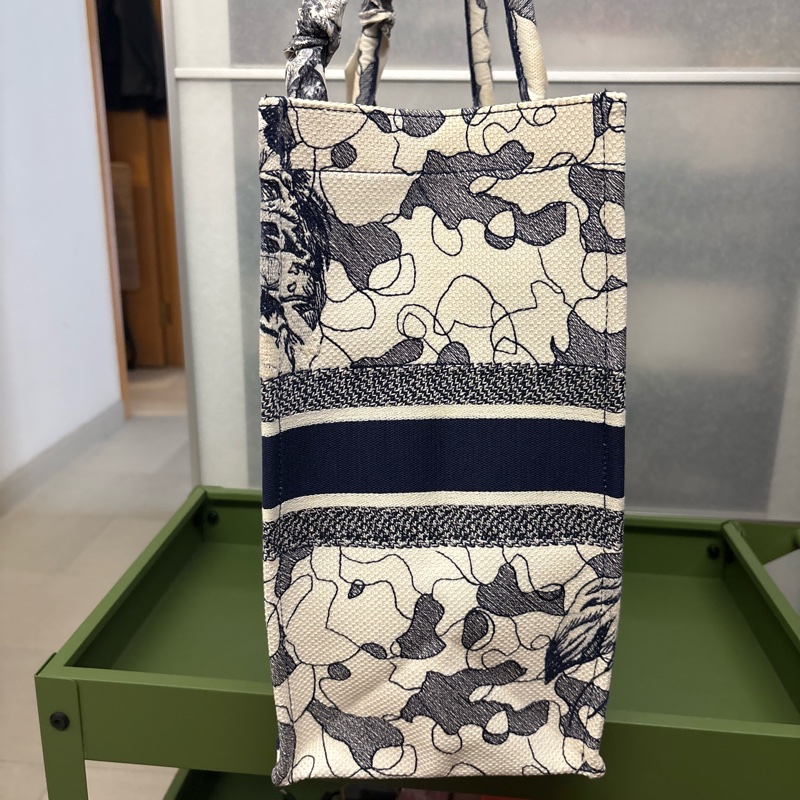 Dior book tote large size 附送matching twilly-4