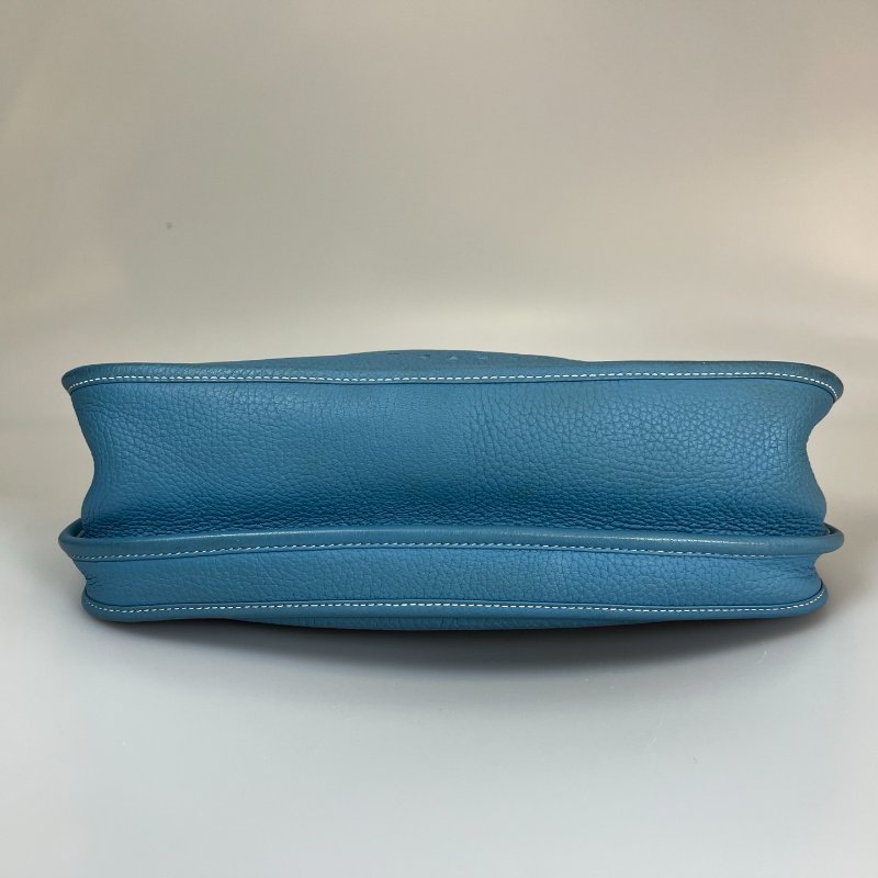 HERMES □Q刻 牛仔藍 TC皮 EVELYNE 29肩背包-4