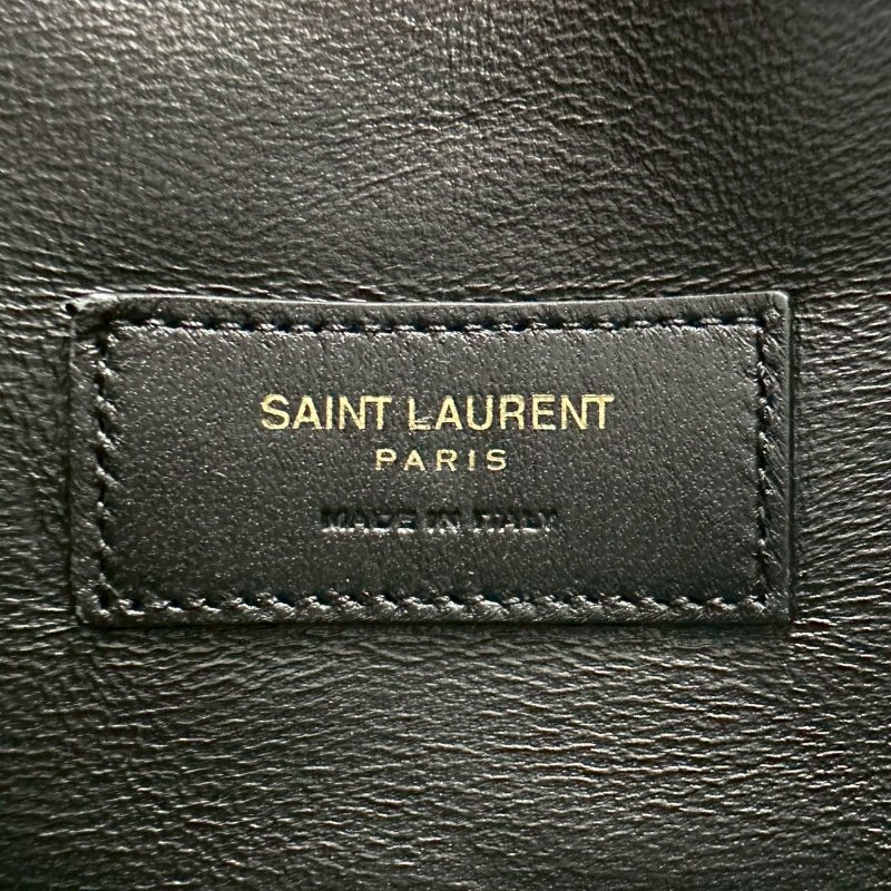 YSL Gaby Bucket黑金羊皮翻蓋水桶包-9