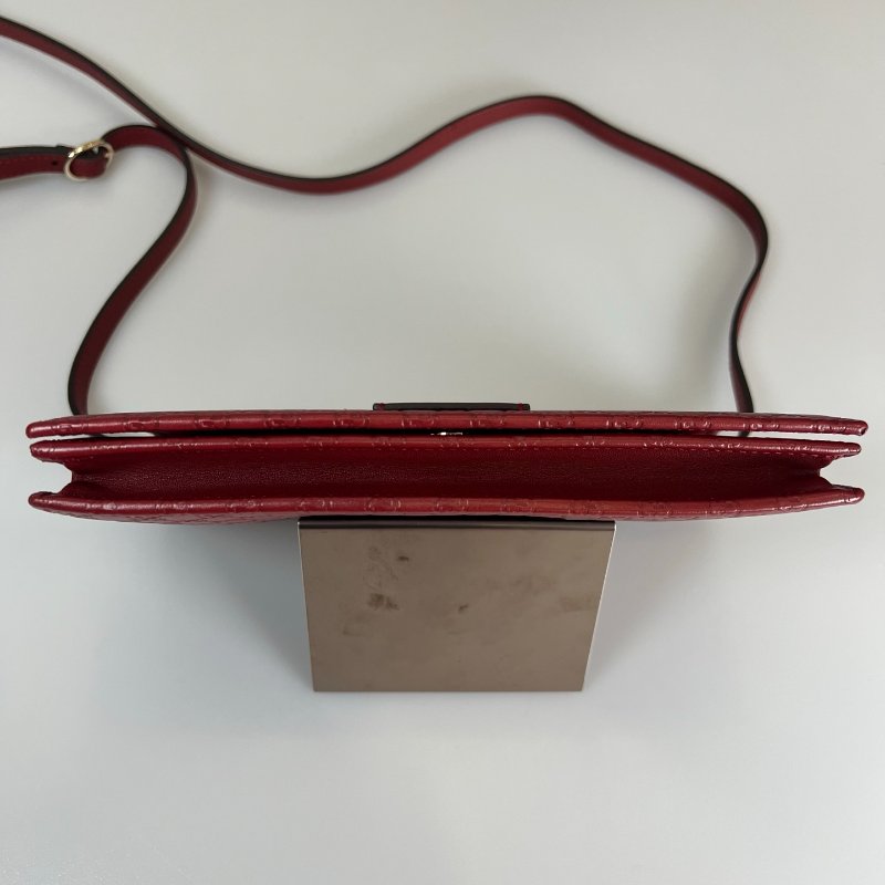 GUCCI 466507 紅壓紋WOC-4