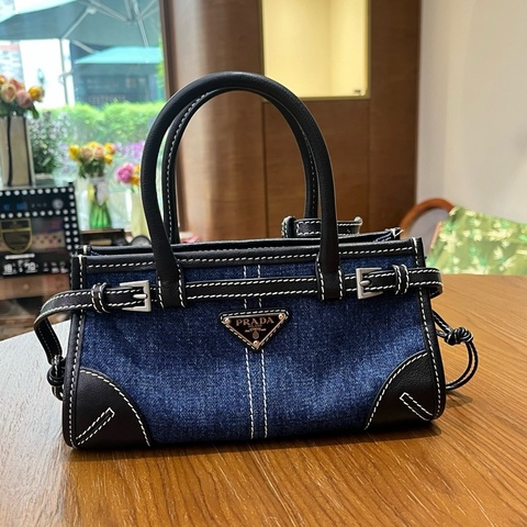 99新 Prada 普拉達 芯片款 mini Bonnie 限定牛仔拼黑色皮革手提包斜挎包 銀扣 可拆卸肩帶