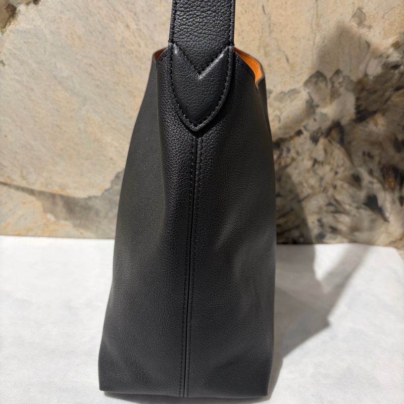 Louis Vuitton Low Key Hobo 水桶包-3