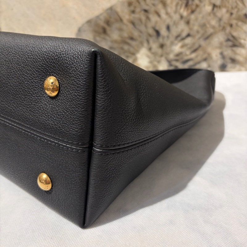 Louis Vuitton Low Key Hobo 水桶包-5