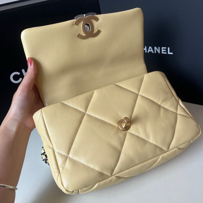 💛98新 Chanel/香奈兒 22P 19bag淡黃色 金扣鏈條包單肩包 芯片款 22年-7