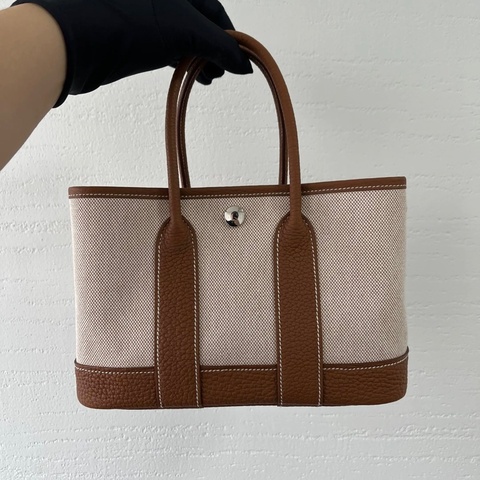 全新 ✨Hermes/愛馬仕 金棕帆布 mini garden party 迷你 花園包 手提包 K刻 配件：26年票 塵袋