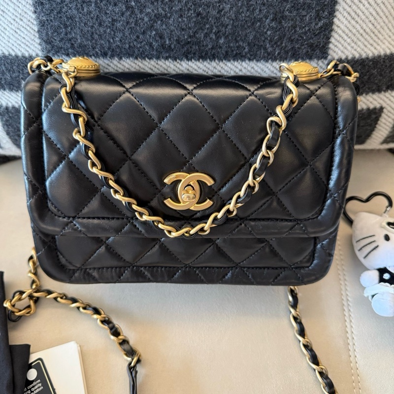 閒置新✨Chanel 香奈兒 黑金 經典紐扣豆腐包 小號 單肩包斜挎包 附件：塵袋 卡-1