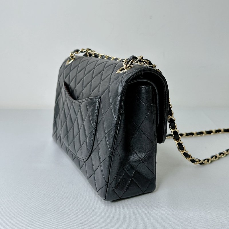 CHANEL Vintage黑金羊皮翻蓋鏈帶包-4
