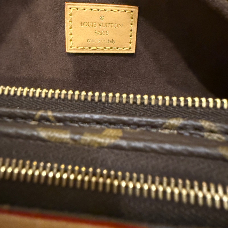 Louis Vuitton Mini Bumbag M82335-8