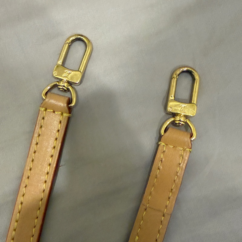 Louis Vuitton Mini Bumbag M82335-25