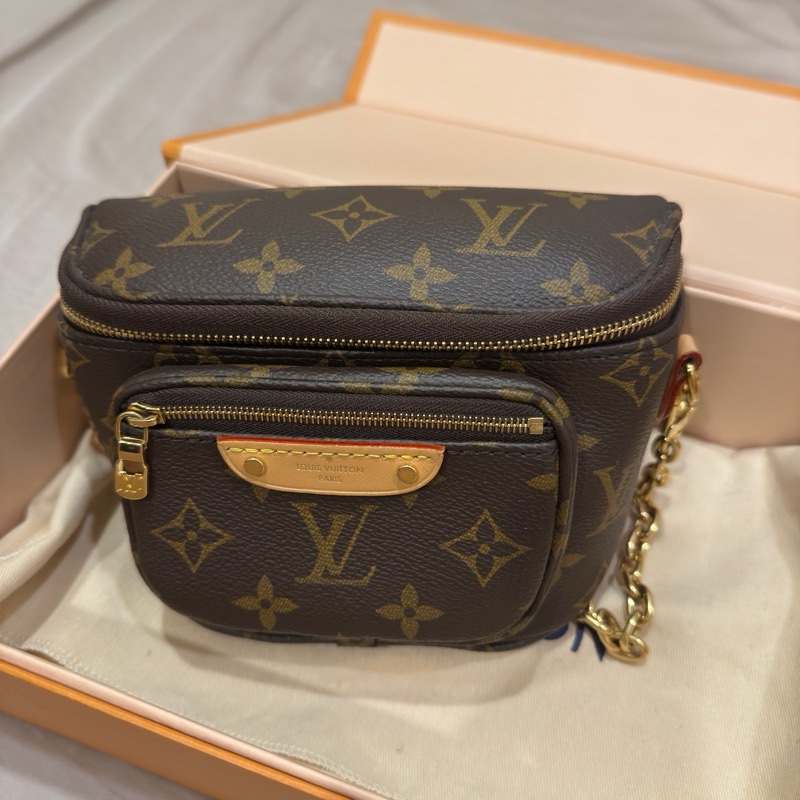 Louis Vuitton Mini Bumbag M82335-0