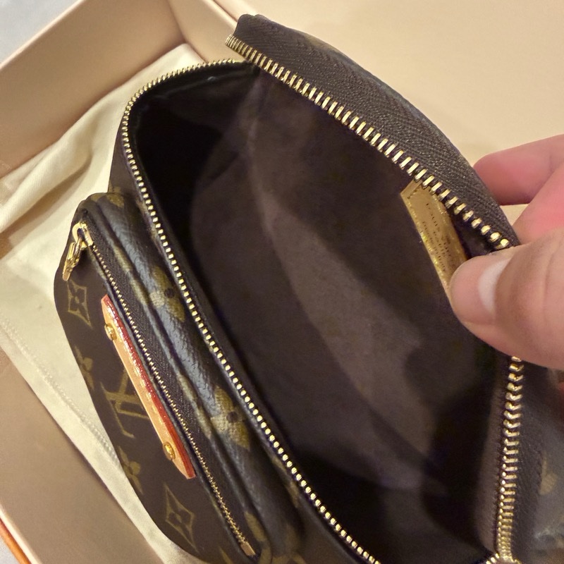 Louis Vuitton Mini Bumbag M82335-2