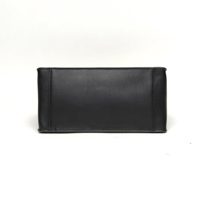 FENDI 黑色牛皮Flip老花logo折疊手提包肩背包-4