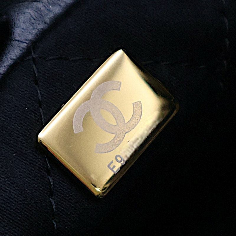 黑色牛皮 22 Mini 鍊帶 肩背包【CHANEL 香奈兒】 AS3980-6
