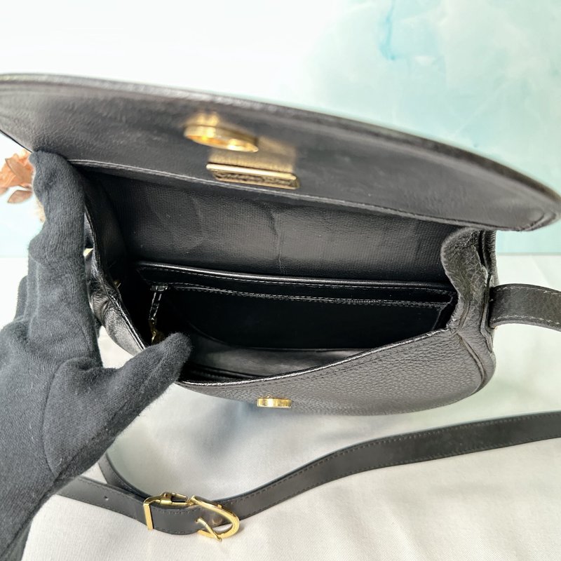 DIOR 黑色皮革斜背包-5
