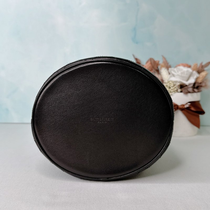 YSL Gaby Bucket黑金羊皮水桶包-6