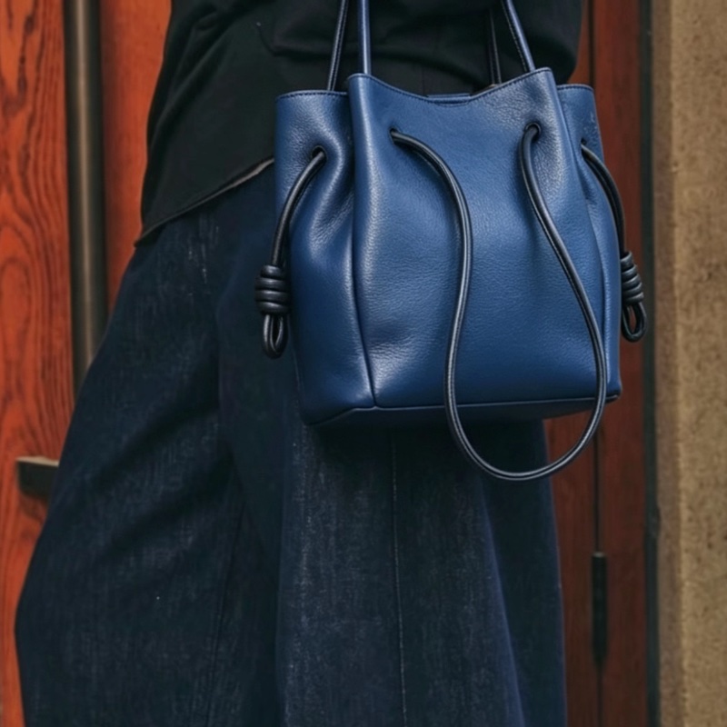 LOEWE羅意威Flamenco Knot抽繩福袋包藏藍色🧕-19