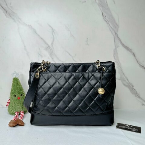 CHANEL 老香金球托特包