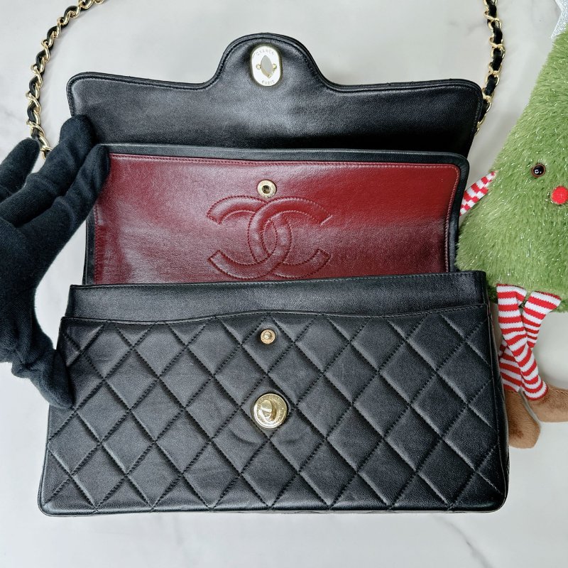 CHANEL Vintage黑金翻蓋鏈帶包-5