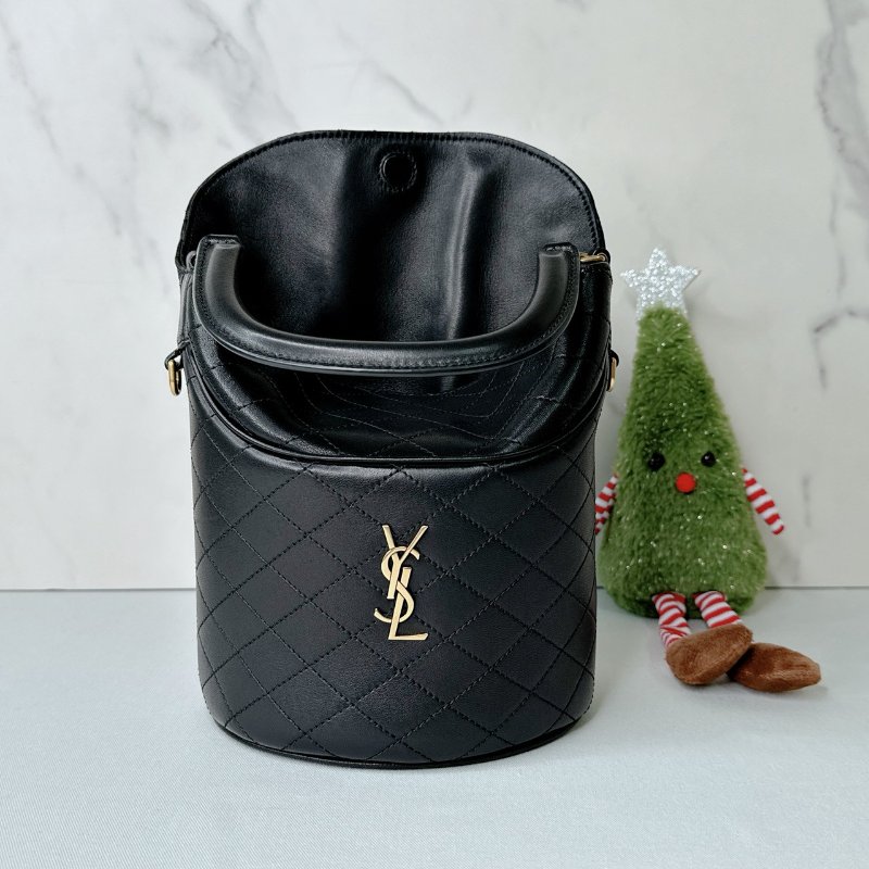 YSL Gaby Bucket黑金翻蓋水桶包-4