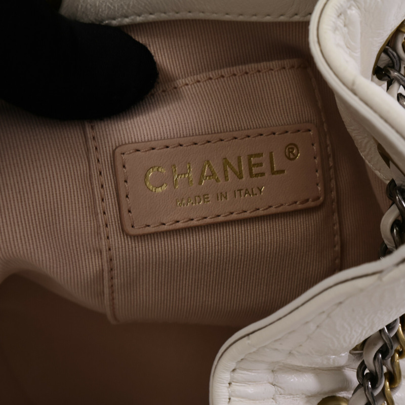 CHANEL 羊皮皮革Drawstring Bucket鏈帶肩背袋-5
